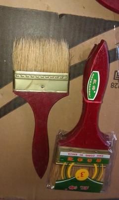 廠家供應4寸黑塑料柄油漆刷——桐城市范崗光明制刷廠專業(yè)推薦